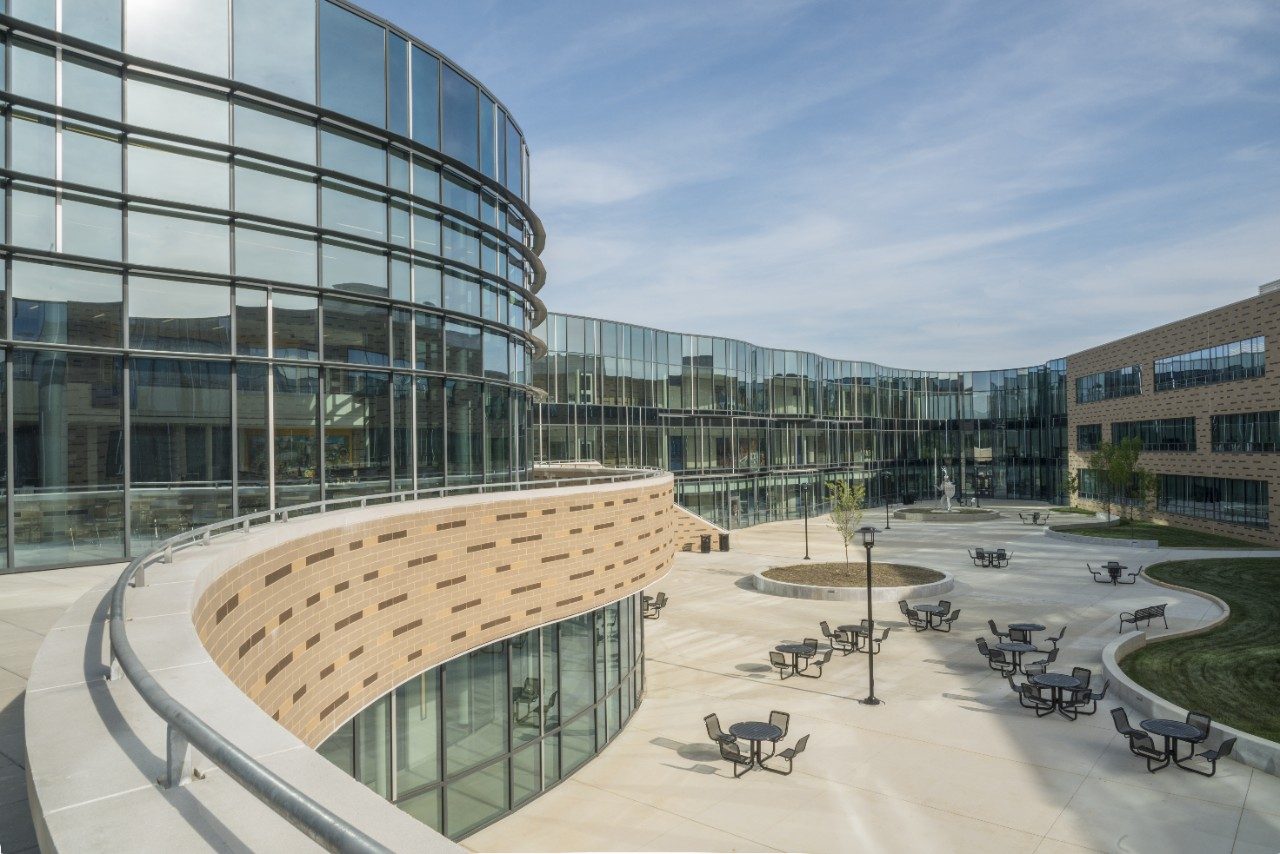 โรงเรียนมัธยมปลาย Ballou