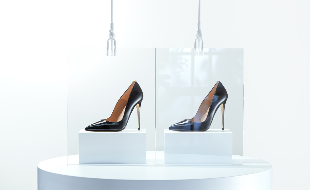 Anti-reflective glass product